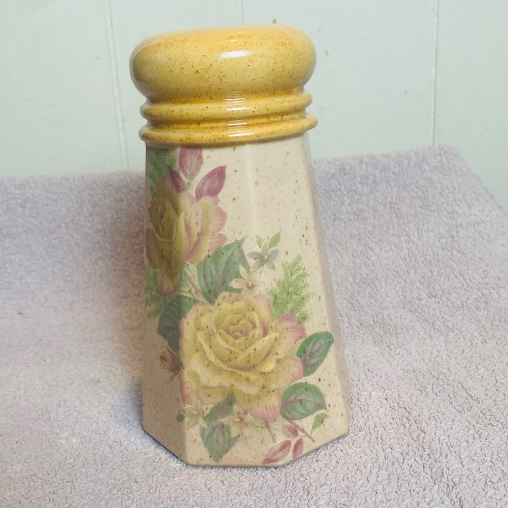 Vintage Large Sugar Shaker Texas Yellow Roses